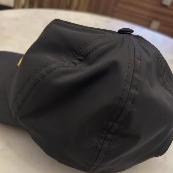 VALENTINO - Picture 3 of 6